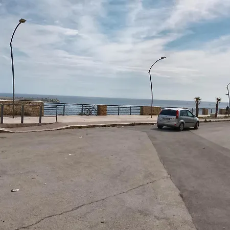 بيت للعطل Luna E Mare بيشيلي